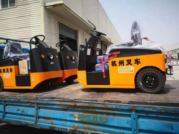 有質量有保證，杭叉的電動牽引車再一次交付天津某企業！